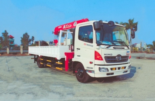 xe tải hino FC FC9JLSW tải trọng 6 tấn 6 gắn cẩu unic 3 tấn 5 đoạn URV345